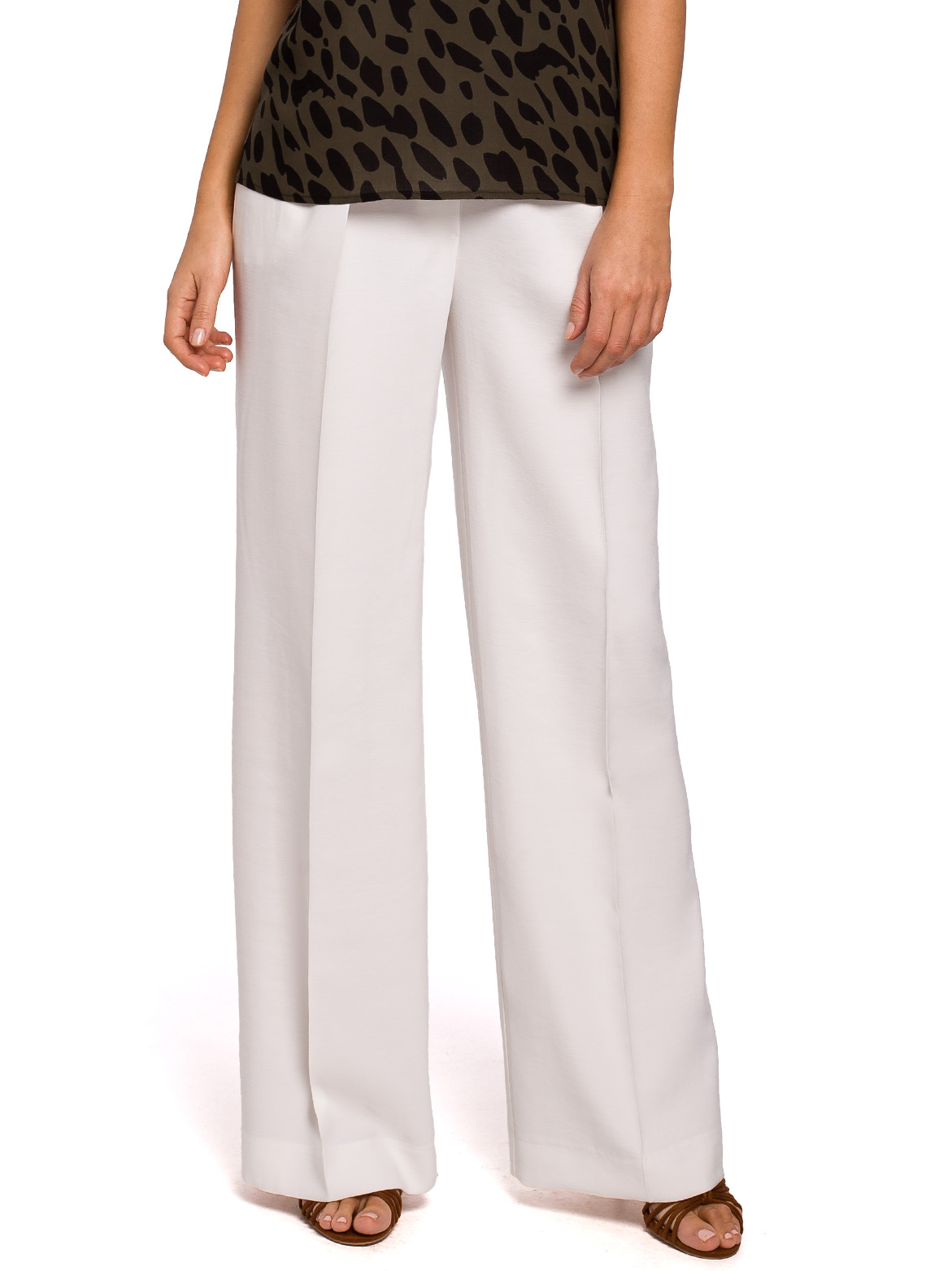 Style leveälahkeiset housut valkoinen S203